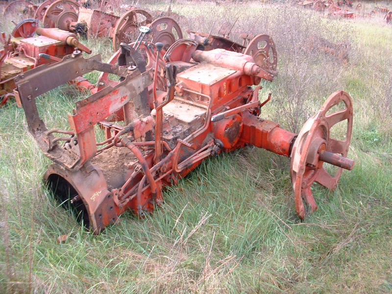 Used Tractor Parts | Vintage Tractor Parts | Farmall Parts | International  Harvester Parts